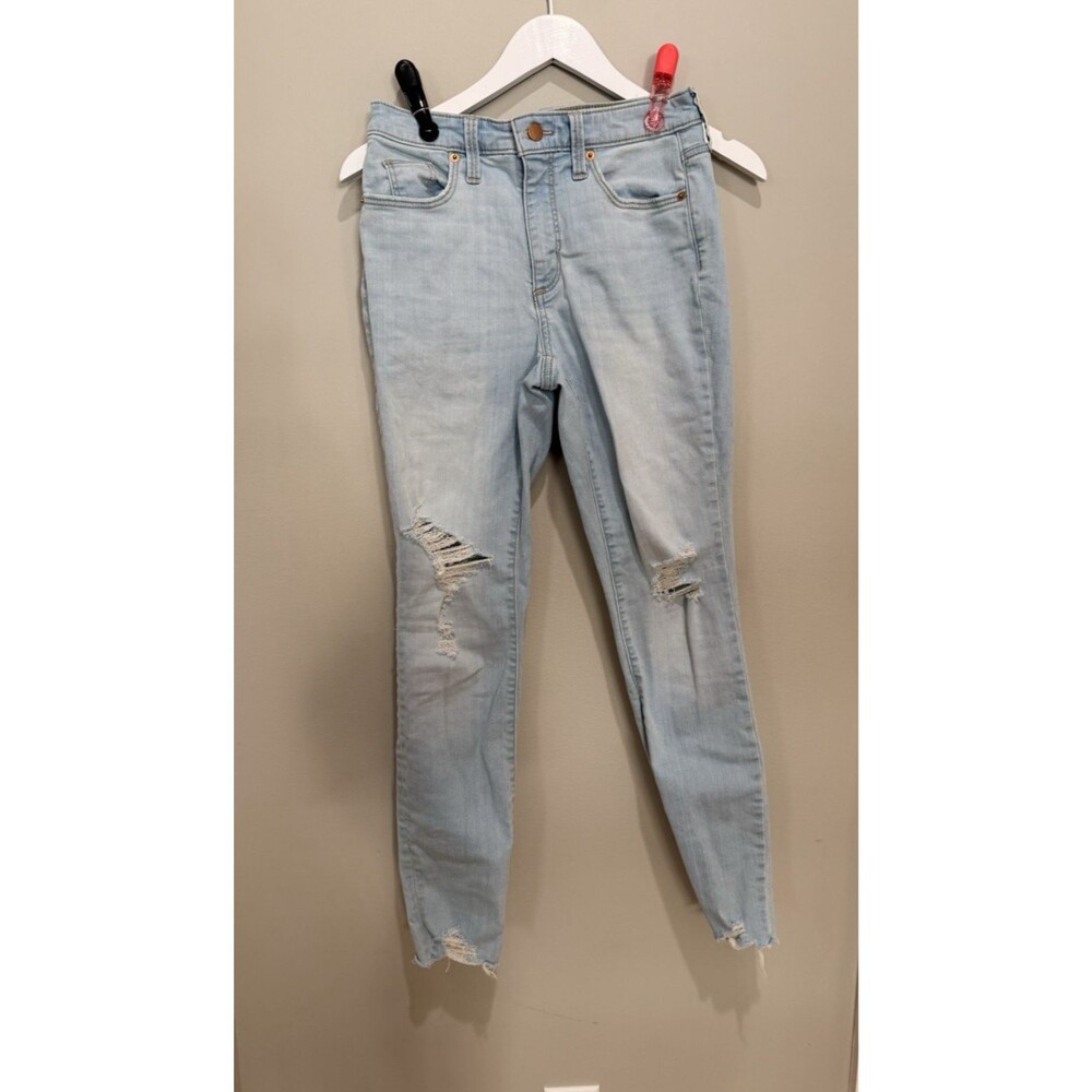 Universal Thread High Rise Skinny Jeans - Size 4